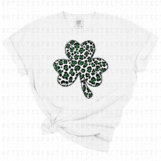 GREEN ANIMAL PRINT SHAMROCK - DTF TRANSFER