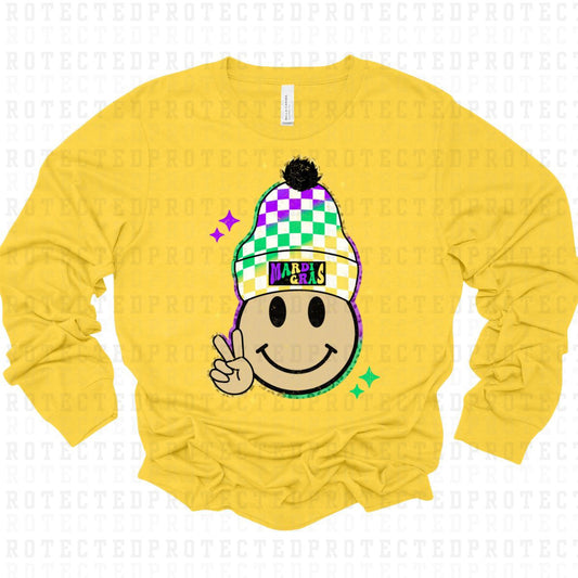 MARDI GRAS *SMILEY FACE W/ BEANIE - W/GRUNGE* - DTF TRANSFER