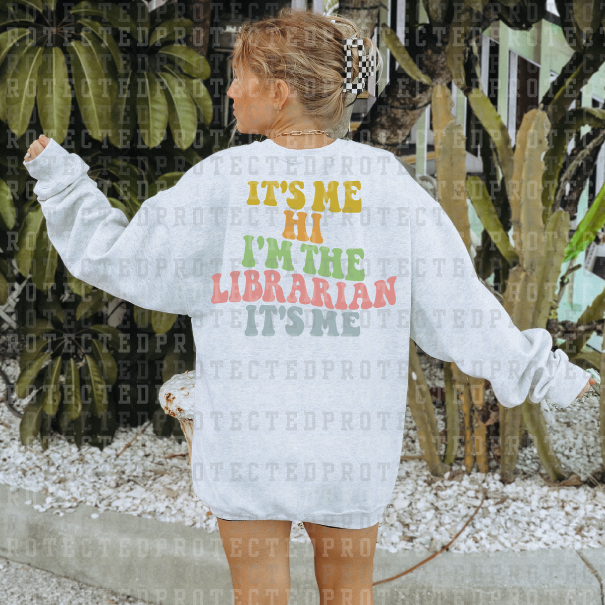 ITS ME HI IM THE LIBRARIAN ITS ME  - DTF TRANSFER