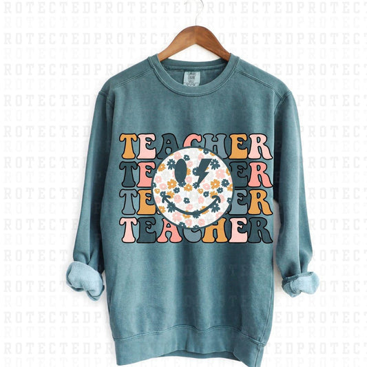 RETRO TEACHER SMILEY *FLORAL* - DTF TRANSFER