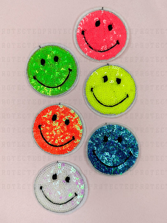 SMALL SEQUIN SMILEY - HAT PATCH